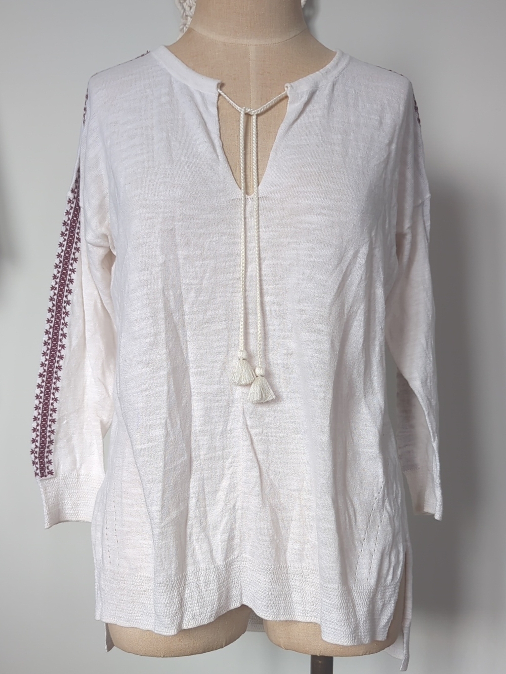 LOFT Off-white Lightweight Sweater with Red Sleeve Details, Size S